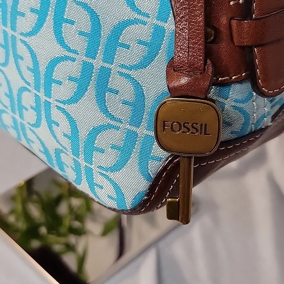 Fossil Monogram Canvas & Leather Shoulder Bag w/ Key - Picture 4 of 11